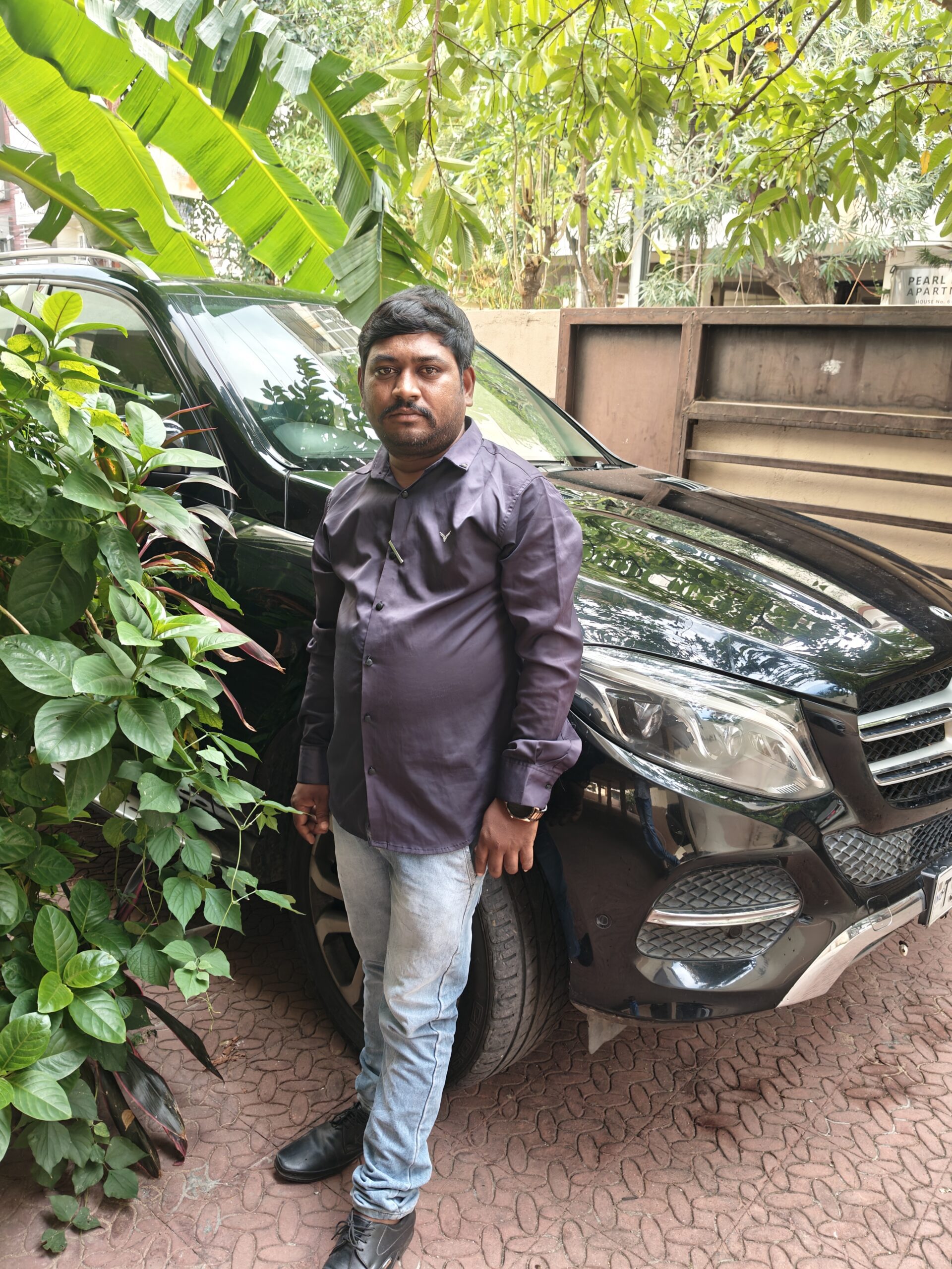 Professional car driver service in Jubilee Hills Hyderabad